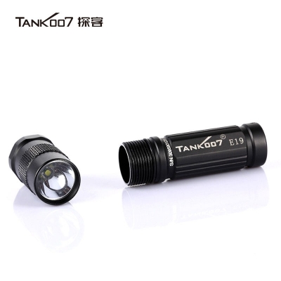 TANK007探客戶外迷你便攜超亮led小手電筒遠射王 防水AA電池E19